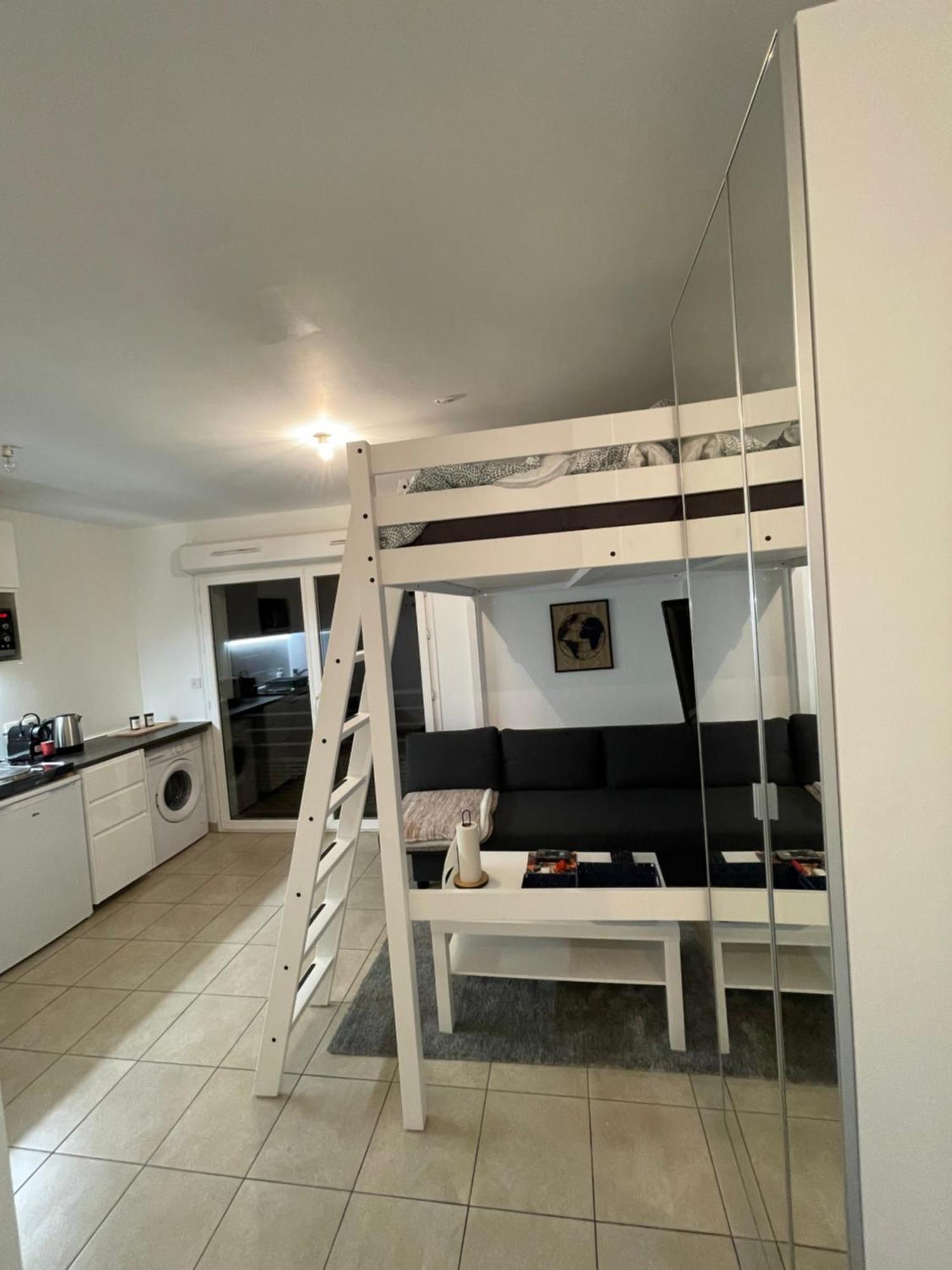 Appartement Lahcen Thorigny-sur-Marne Kültér fotó