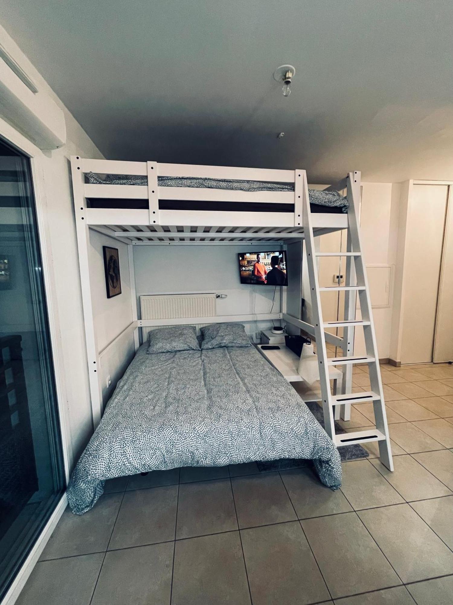 Appartement Lahcen Thorigny-sur-Marne Kültér fotó