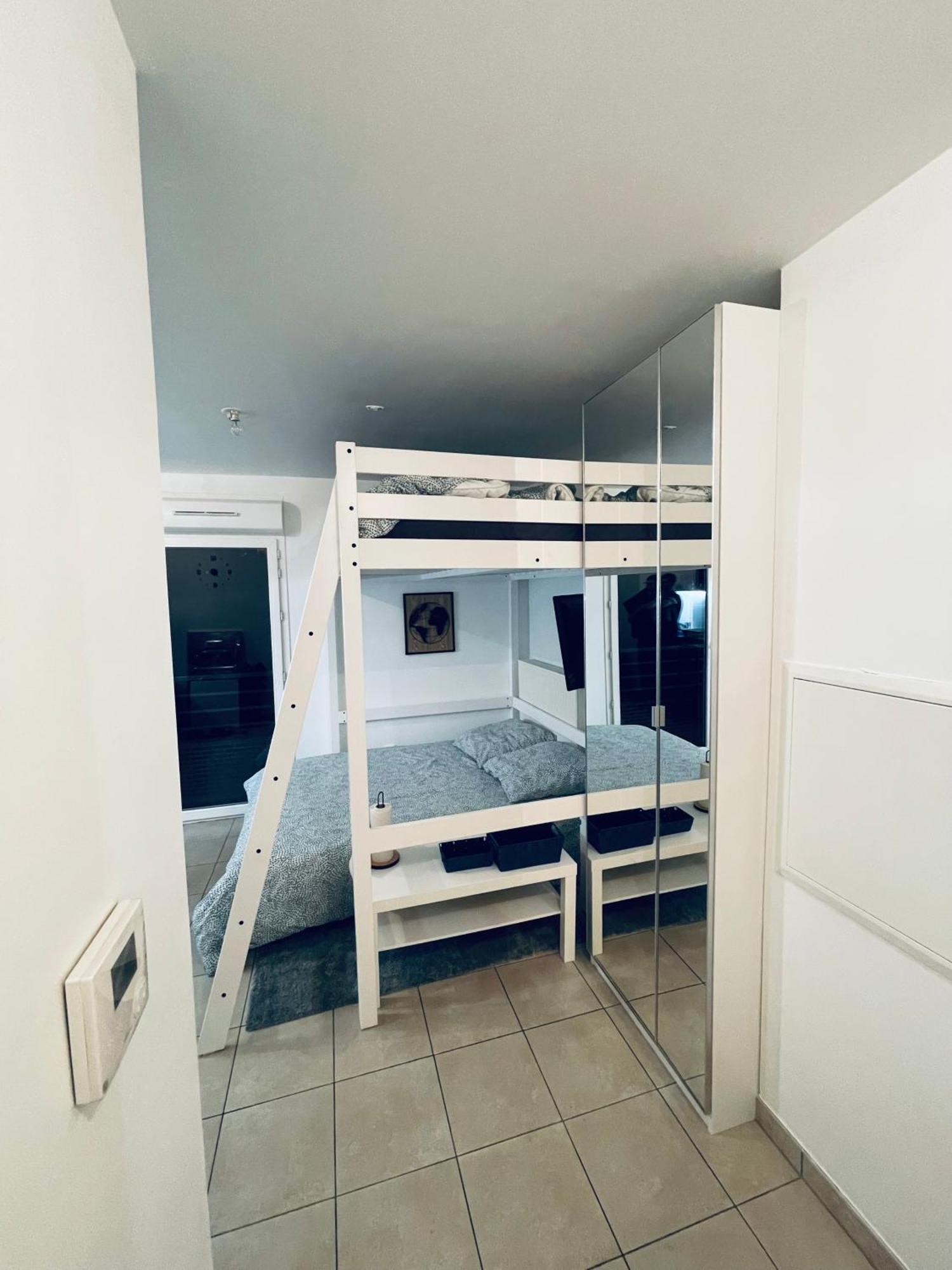 Appartement Lahcen Thorigny-sur-Marne Kültér fotó