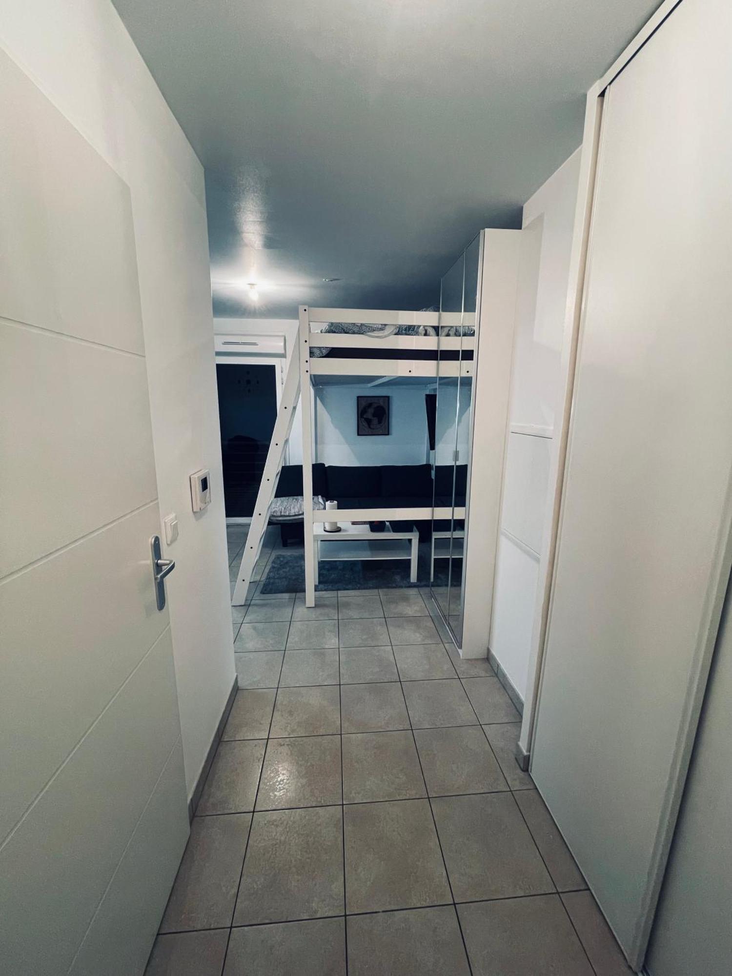 Appartement Lahcen Thorigny-sur-Marne Kültér fotó